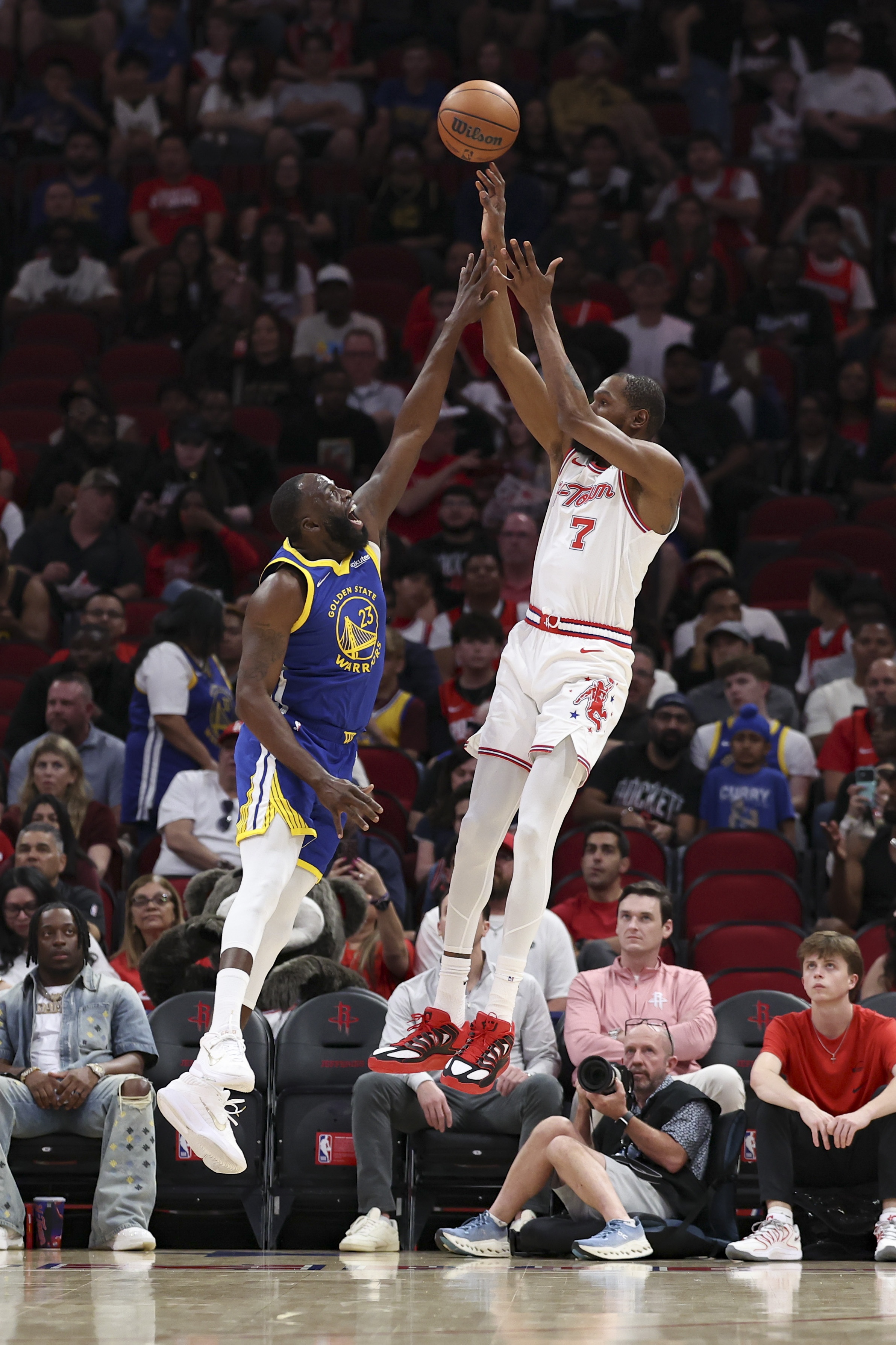 新加坡28预测-破大防🤦‍♂️火箭队记：火箭输给了圣克鲁兹勇士队！